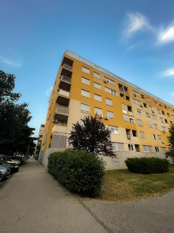 Apartman Welcome To Tresnjevka Zagreb Dış mekan fotoğraf